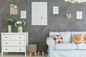 Room with wall decorations