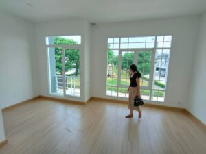 empty room, space, home, house, apartment, rent